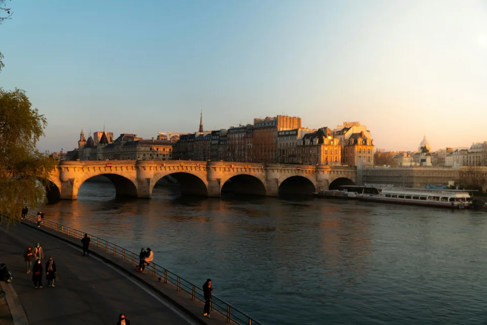 Pont Neuf bridge in Paris