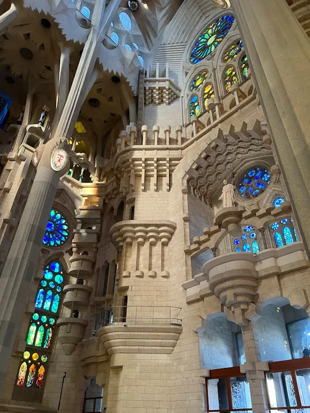Sagrada Familia guided tour group inside the basilica